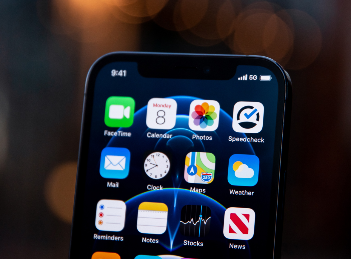 龙泉驿苹果手机维修分享为什么 iPhone 12 在冬季会自动关机 