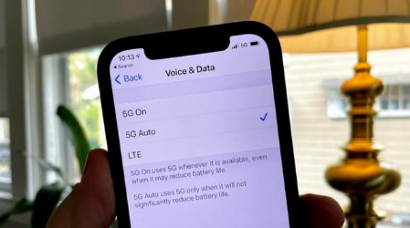 龙泉驿苹果手机维修分享iPhone 12如何打开或关闭5G网络 